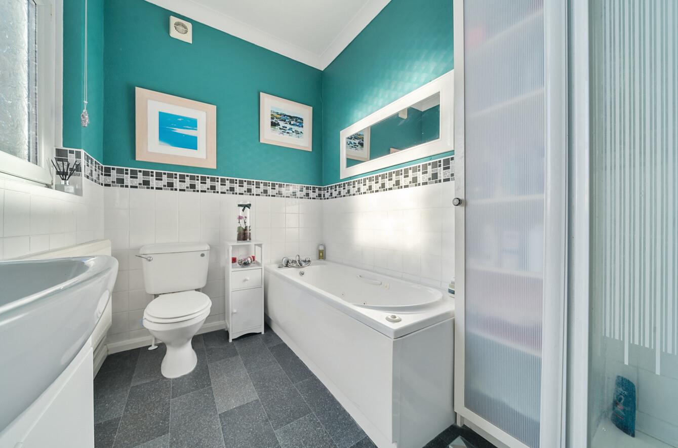 Queens Road, Sketty, Swansea, SA2 0SD